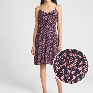 GAP Navy and Pink Floral Fit & Flare Summe…